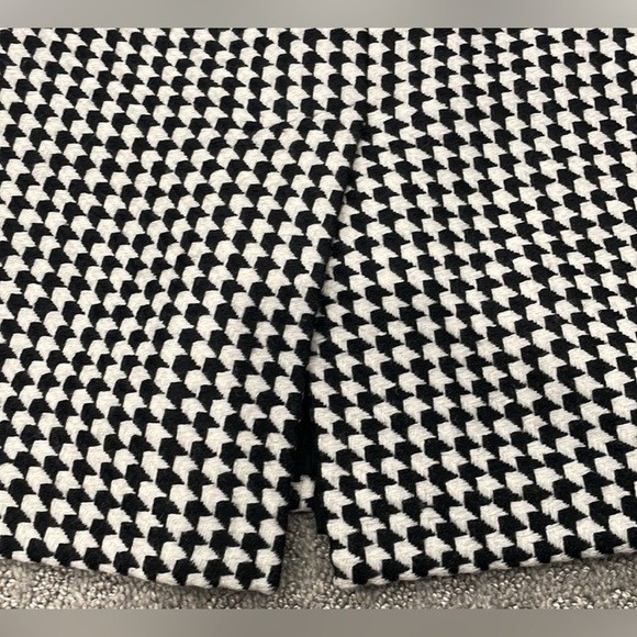 Ann Taylor Loft Houndstooth Wool Pencil Skirt - Picture 7 of 8